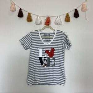 Disney White Gray Stripe Love Graphic T-Shirt Size Medium